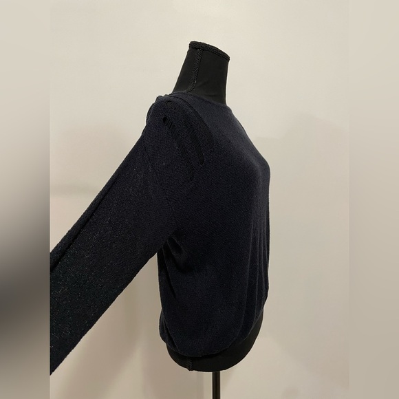 Dark blue shirt - Picture 2 of 7